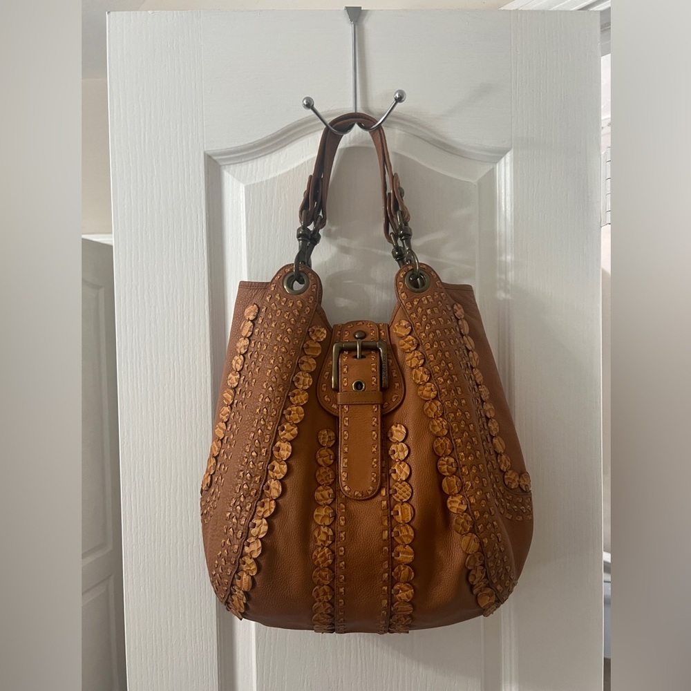 Isabella Fiore Tan Leather Shoulder Bag